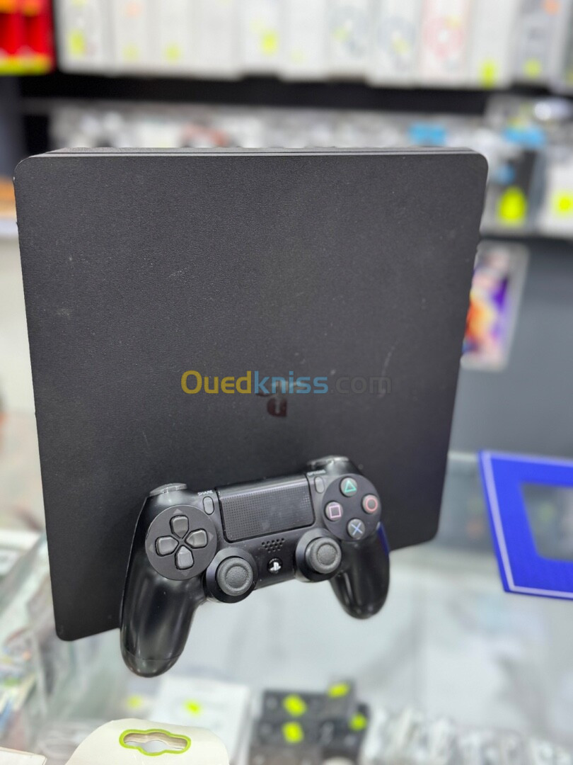 Ps4 slim  flashé  version 9.0 500GB 