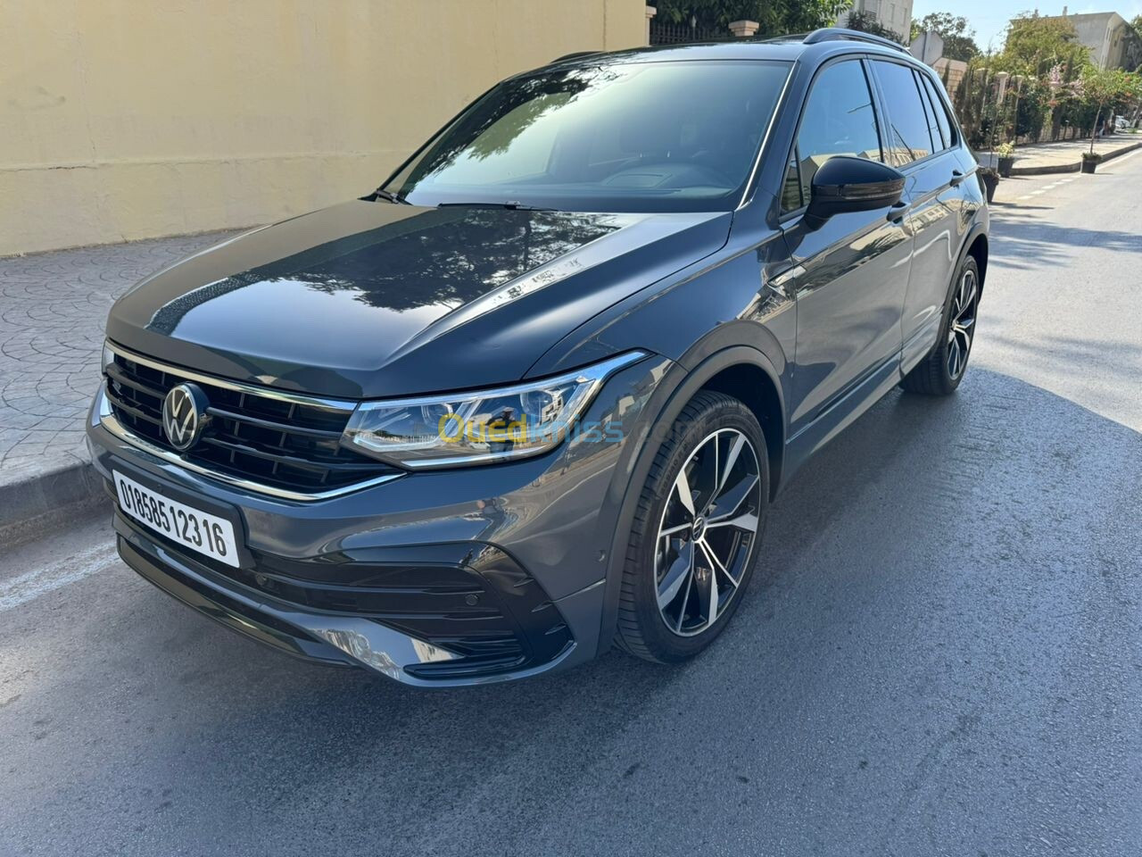 Volkswagen Tiguan 2023 R lien