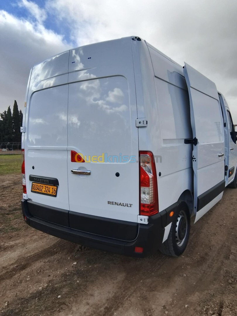 Renault Master 2024 