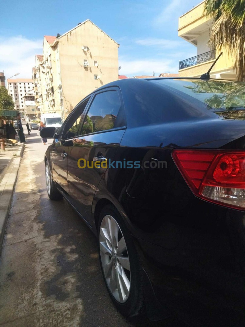 Kia Cerato 2012 CERATO