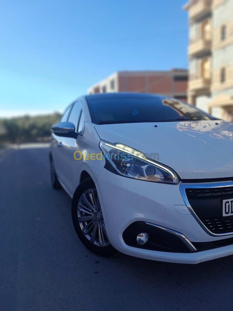 Peugeot 208 2018 Tech Vision