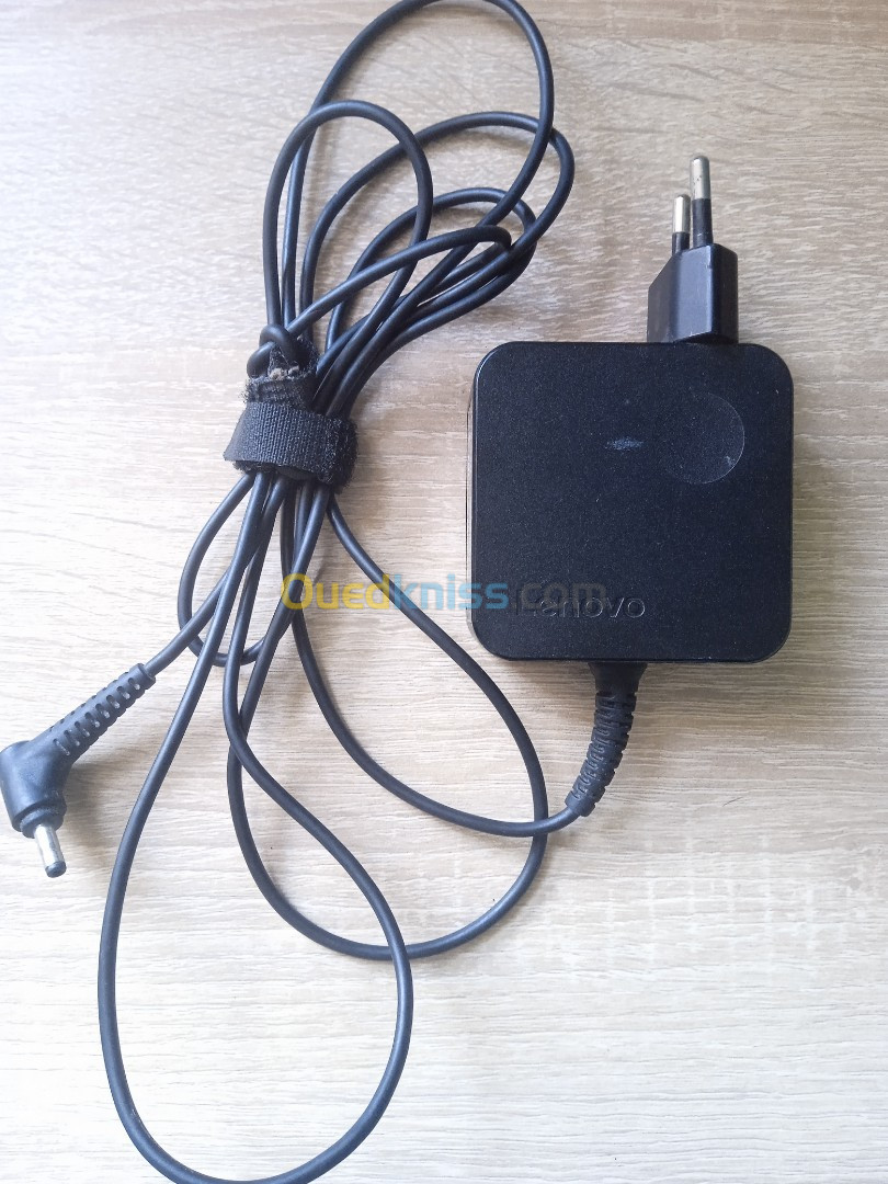 Chargeur laptop lenovo