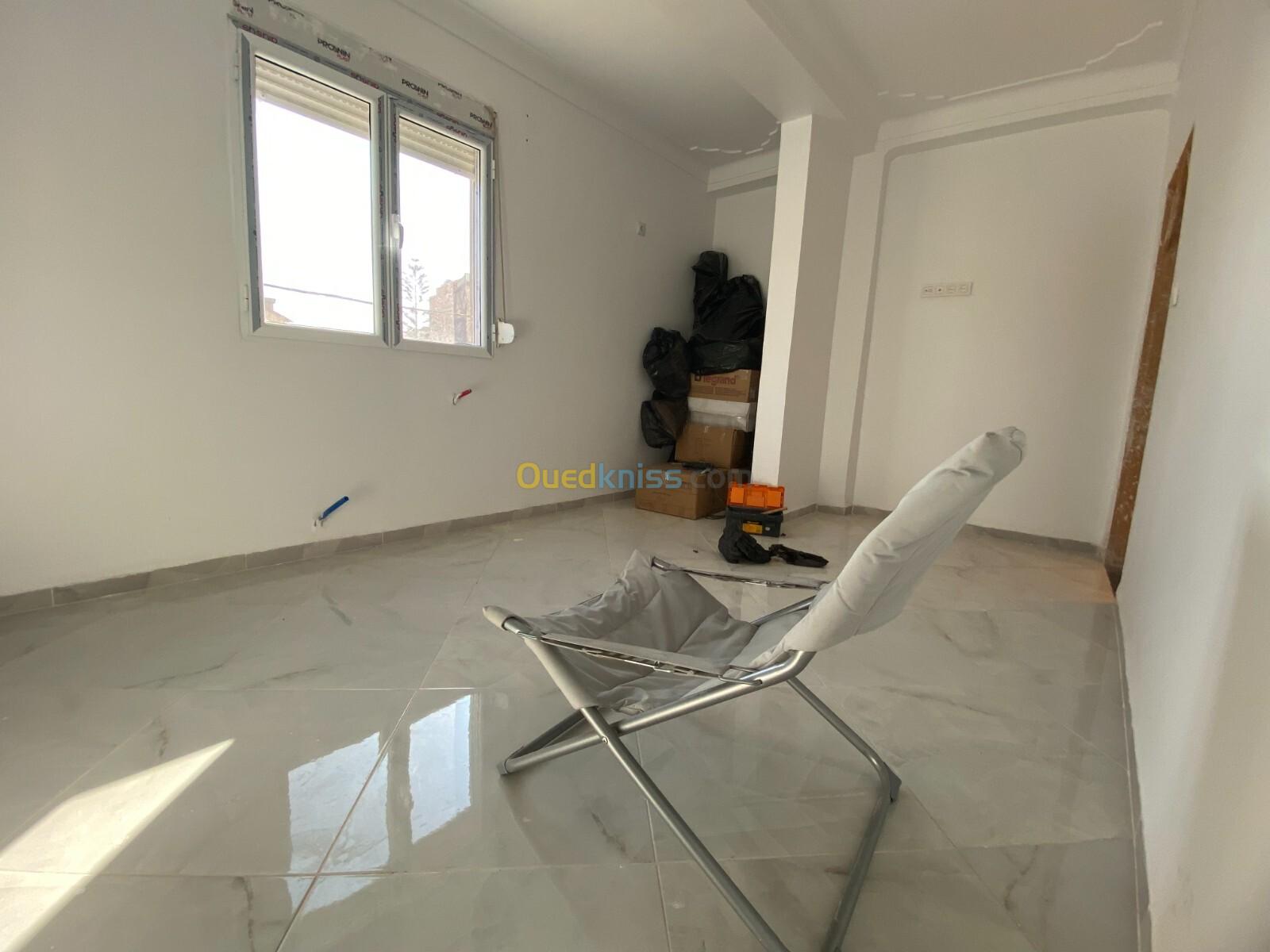 Vente Appartement F2 Alger Bordj el kiffan