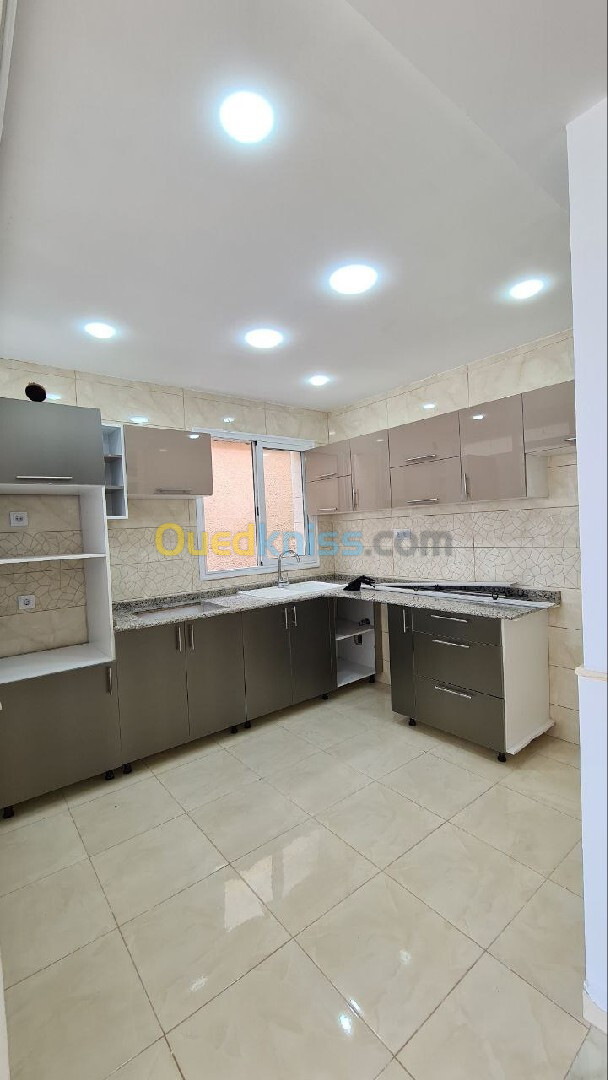 Vente Appartement F3 Alger Bordj el bahri