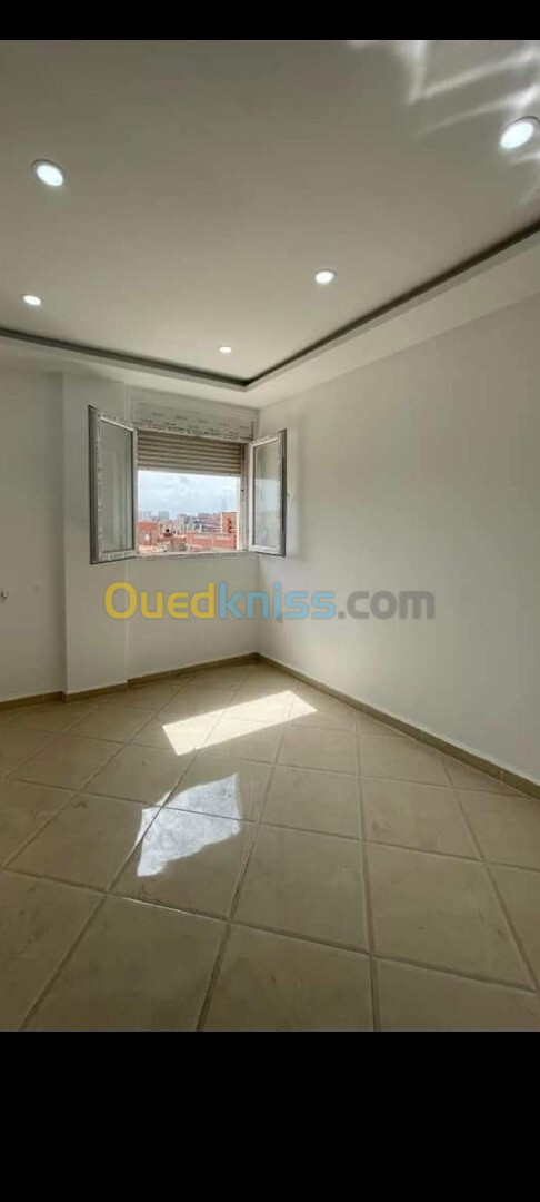 Vente Appartement F2 Alger Bordj el kiffan