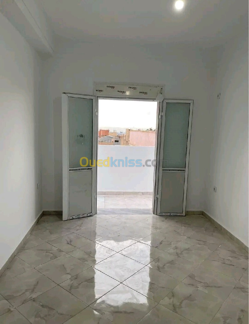 Vente Appartement F2 Alger Bordj el kiffan