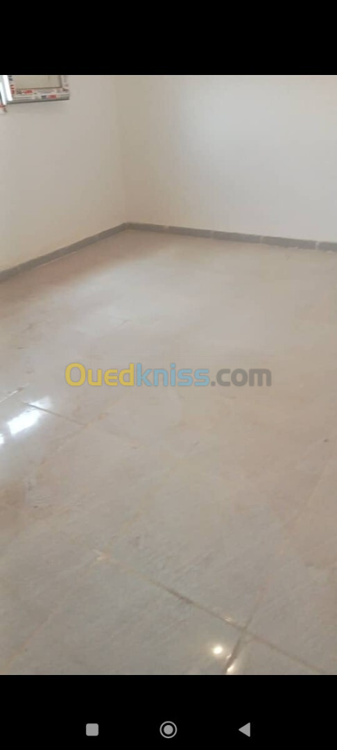 Location Appartement F3 Alger Les eucalyptus