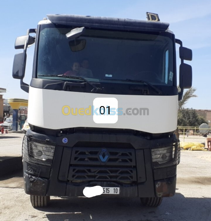 440 6\4 Renault 2015