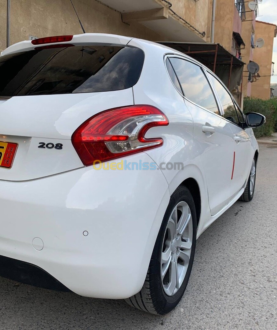 Peugeot 208 2014 Allure