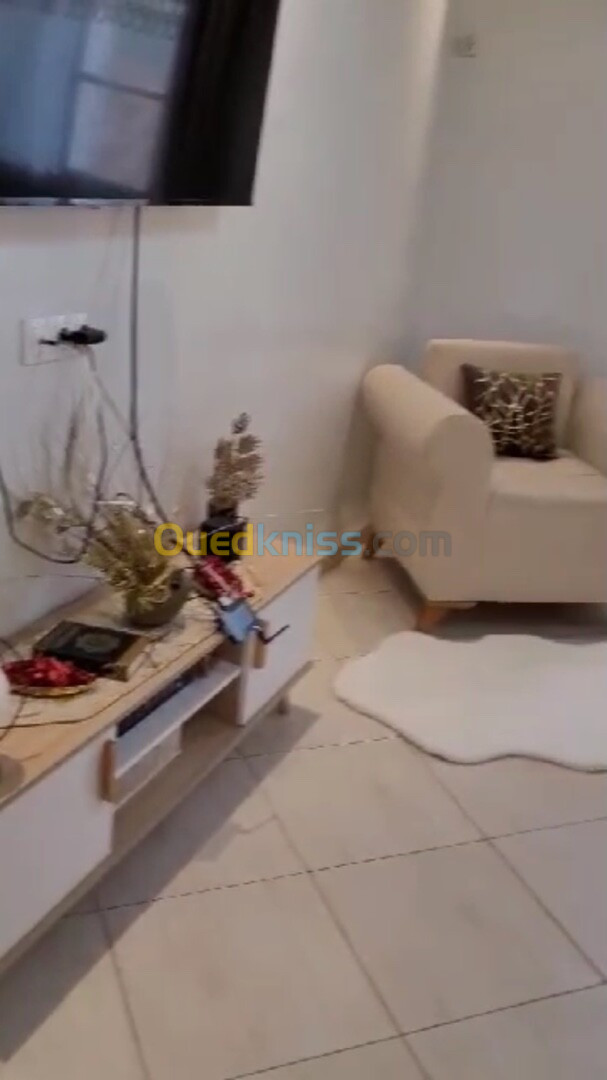 Location Appartement F4 Alger Draria