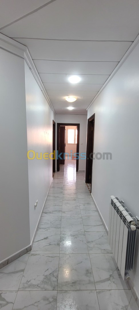 Location Appartement F4 Oran Bir el djir