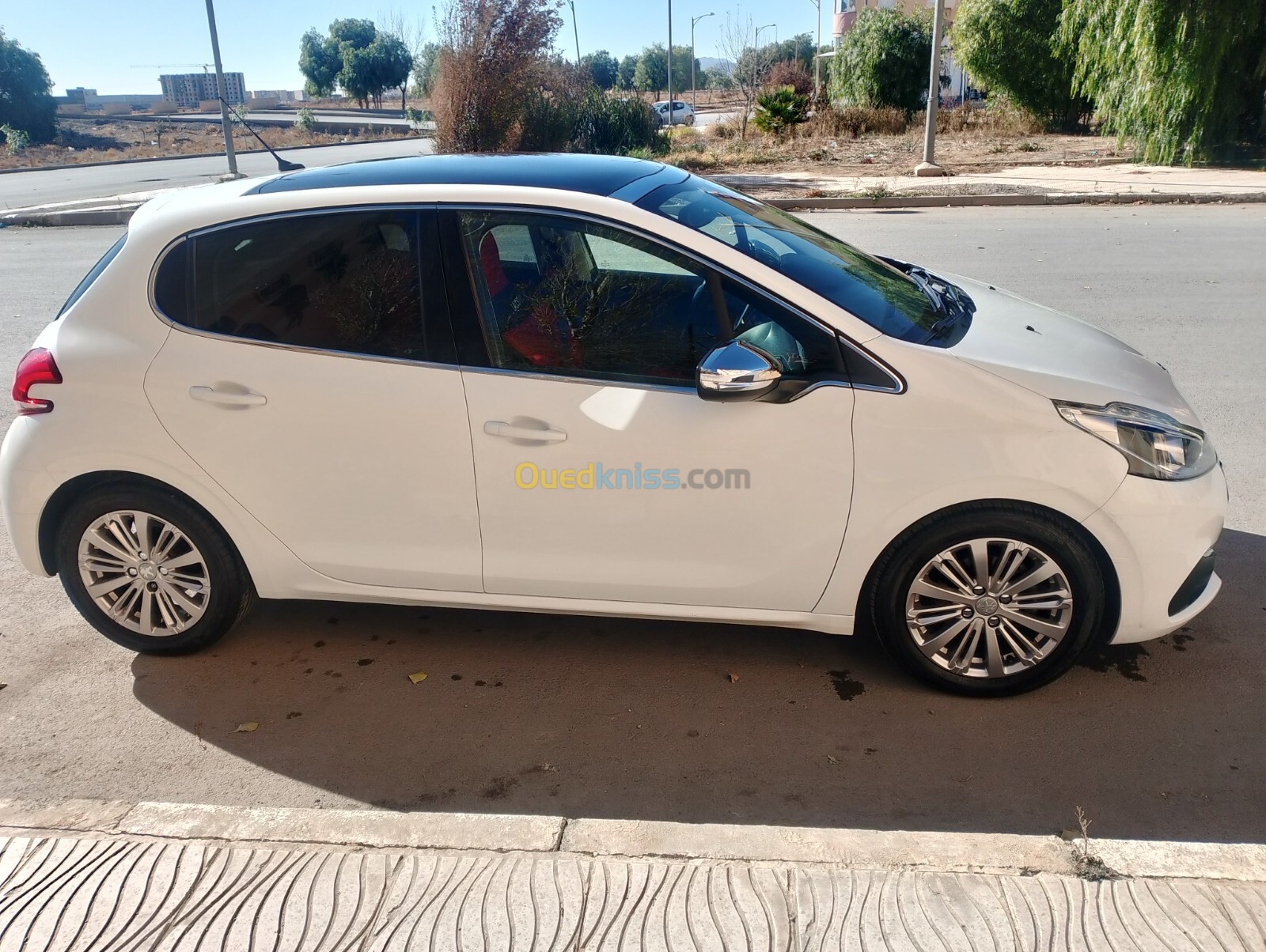 Peugeot 208 2020 Allure Facelift