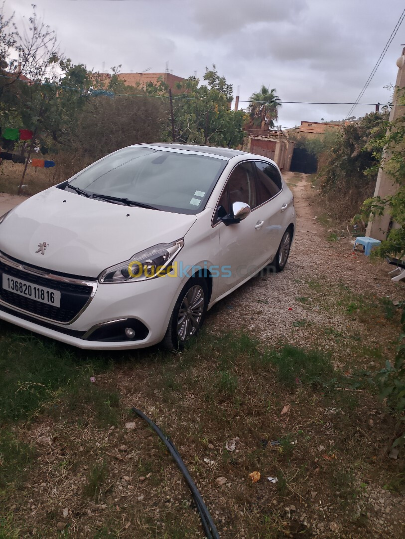 Peugeot 208 2018 Allure Facelift