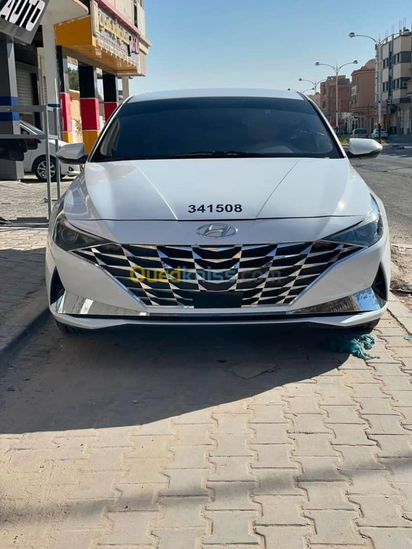 Hyundai Elantra 2023 1.6