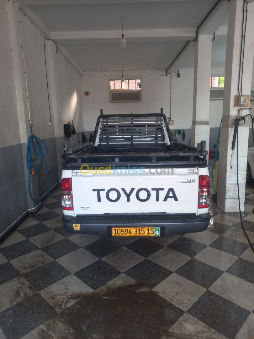 Toyota Hilux 2015 LEGEND DC 4x2