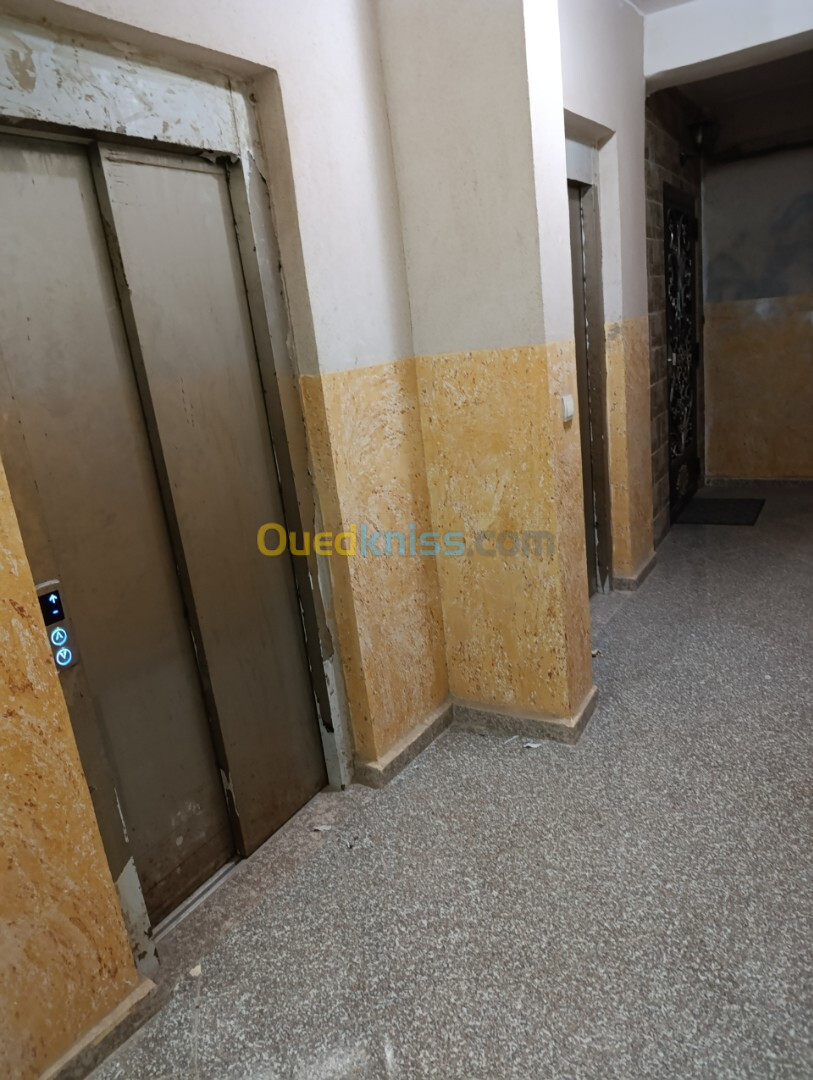 Location Appartement F03 Alger Bir mourad rais