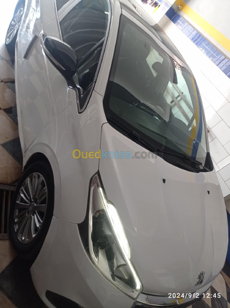 Peugeot 208 2019 Access Facelift