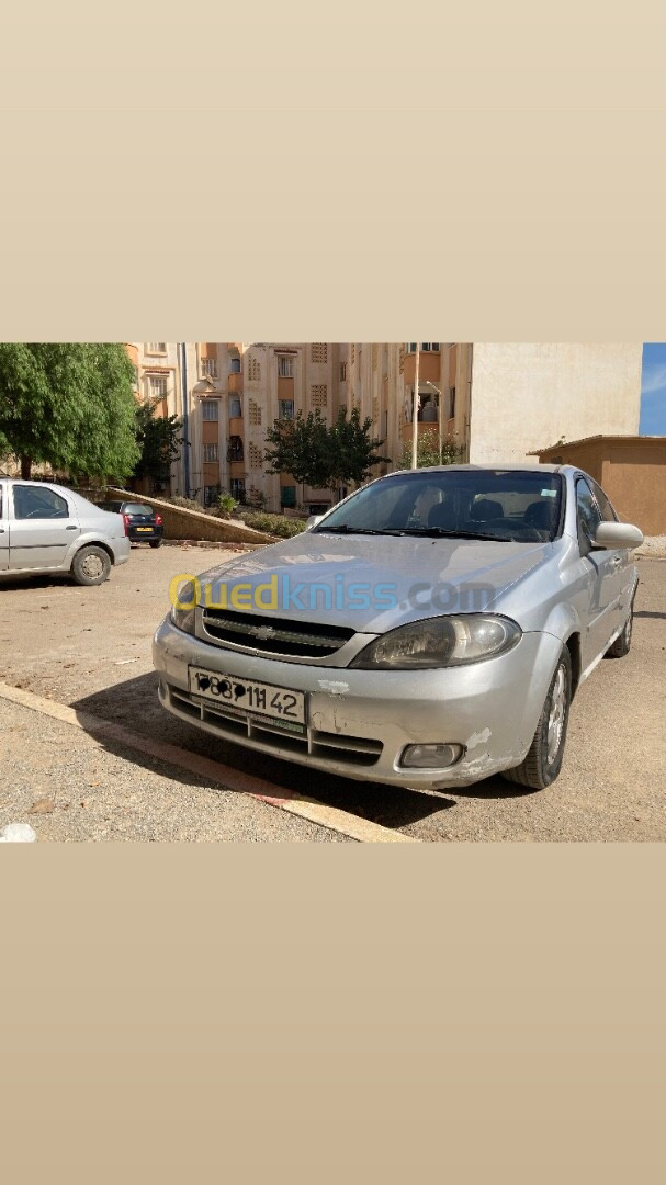 Chevrolet Optra 4 portes 2011 Optra 4 portes