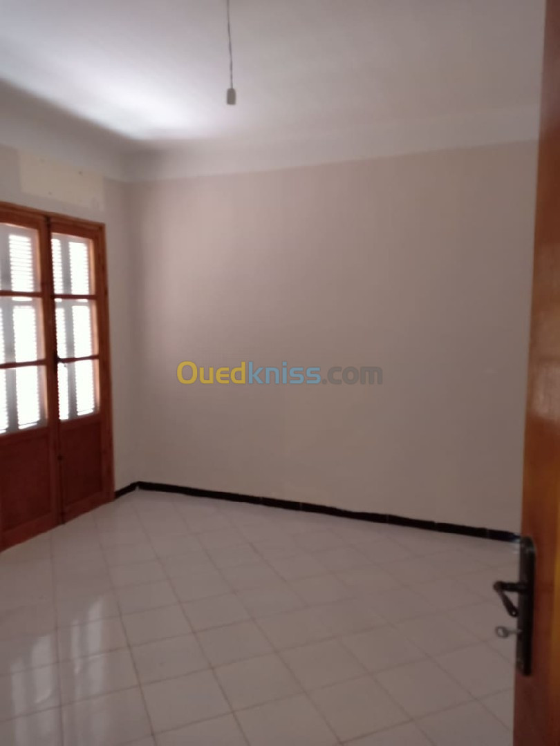 Location Appartement F4 Béjaïa Oued ghir