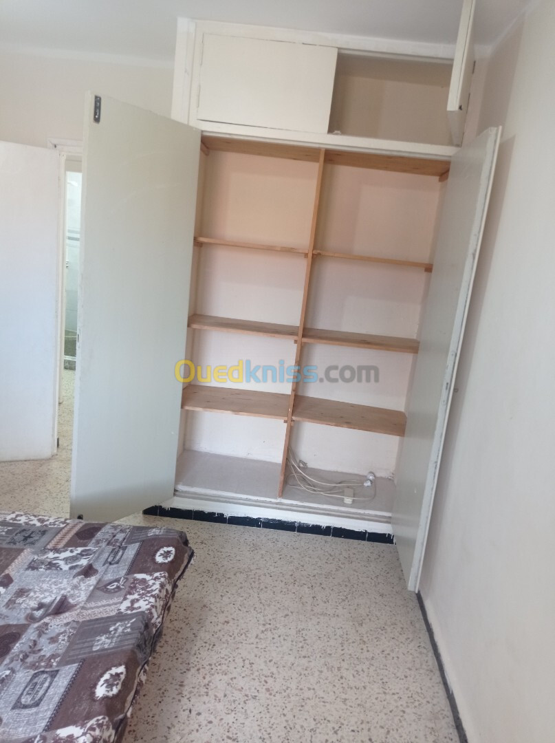 Location Appartement F4 Tipaza Kolea