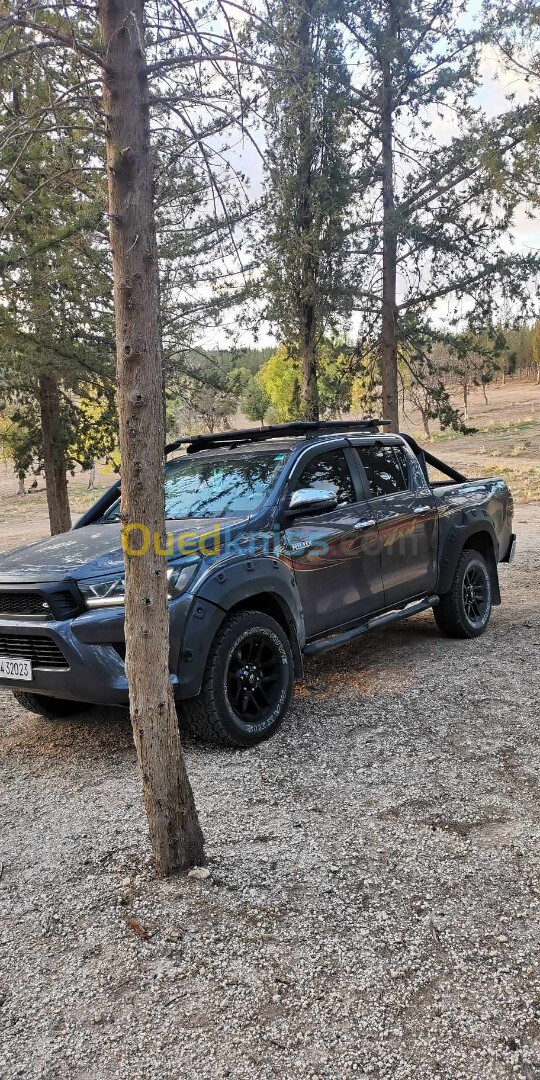 Toyota Hilux 2020 LEGEND DC 4x4