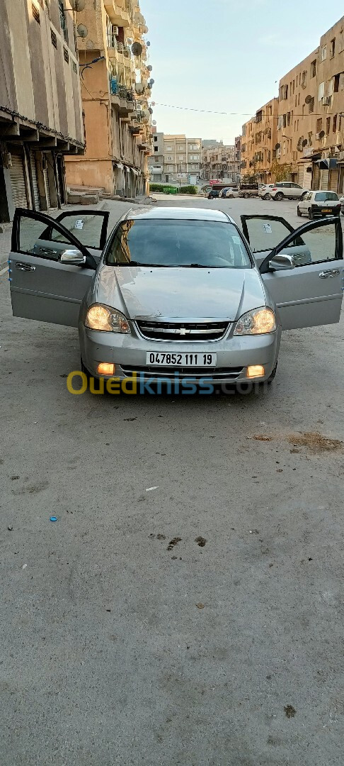 Chevrolet Optra 5 portes 2011 