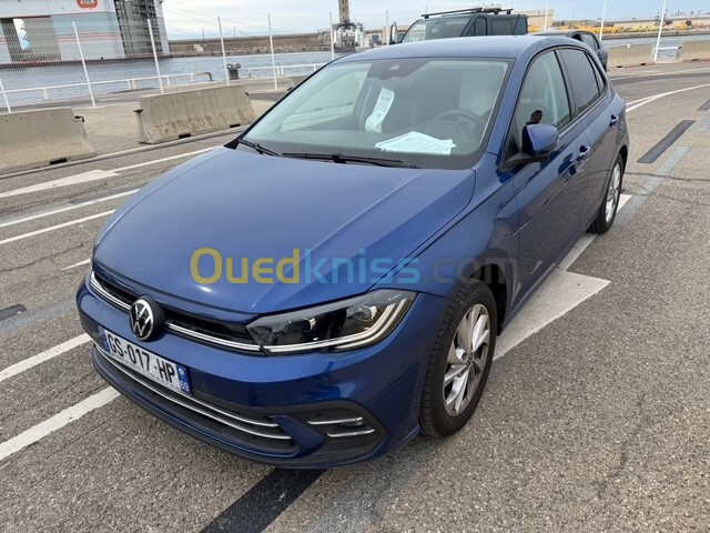 Volkswagen polo 6 2023 carat