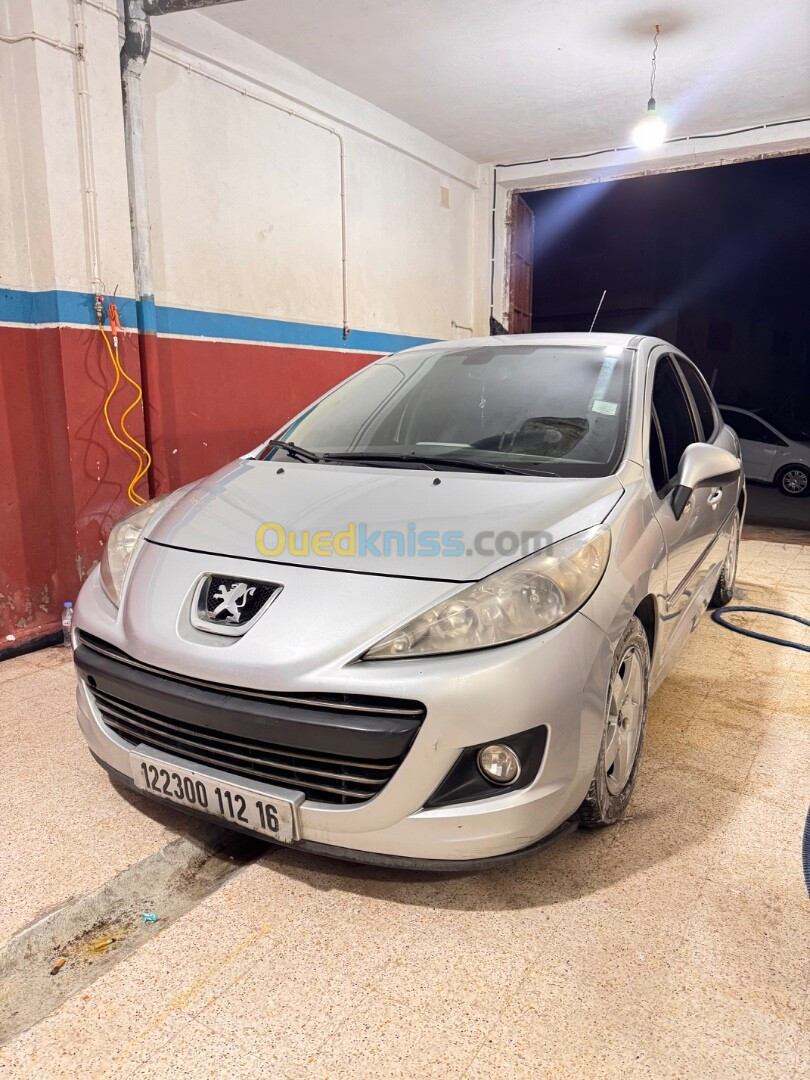 Peugeot 207 2012 