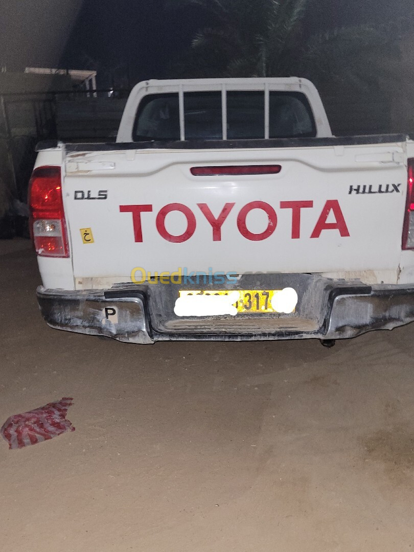 Toyota Hilux 2017 LEGEND DC 4x2