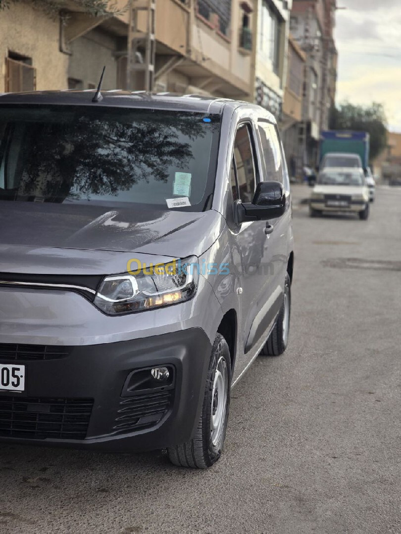 Fiat Professional Doblo 2023 Italy