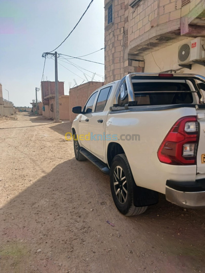 Toyota Hilux 2019 LEGEND DC 4x4