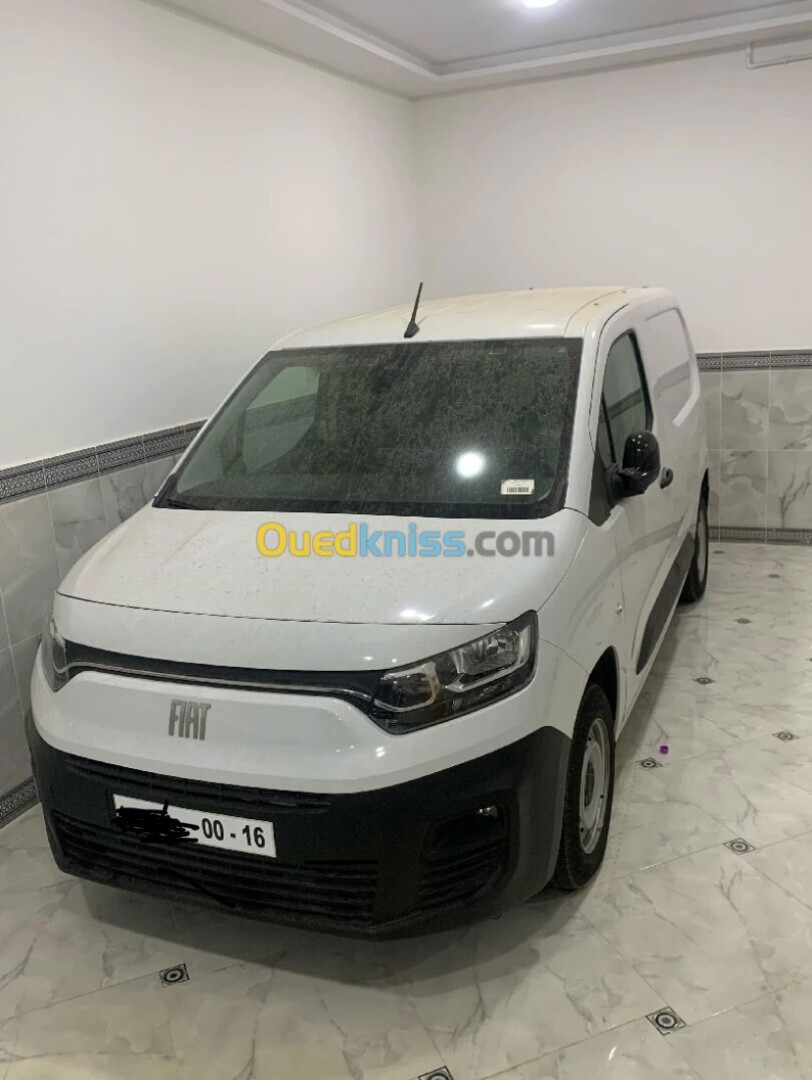 Fiat Doblo 2024 Italie