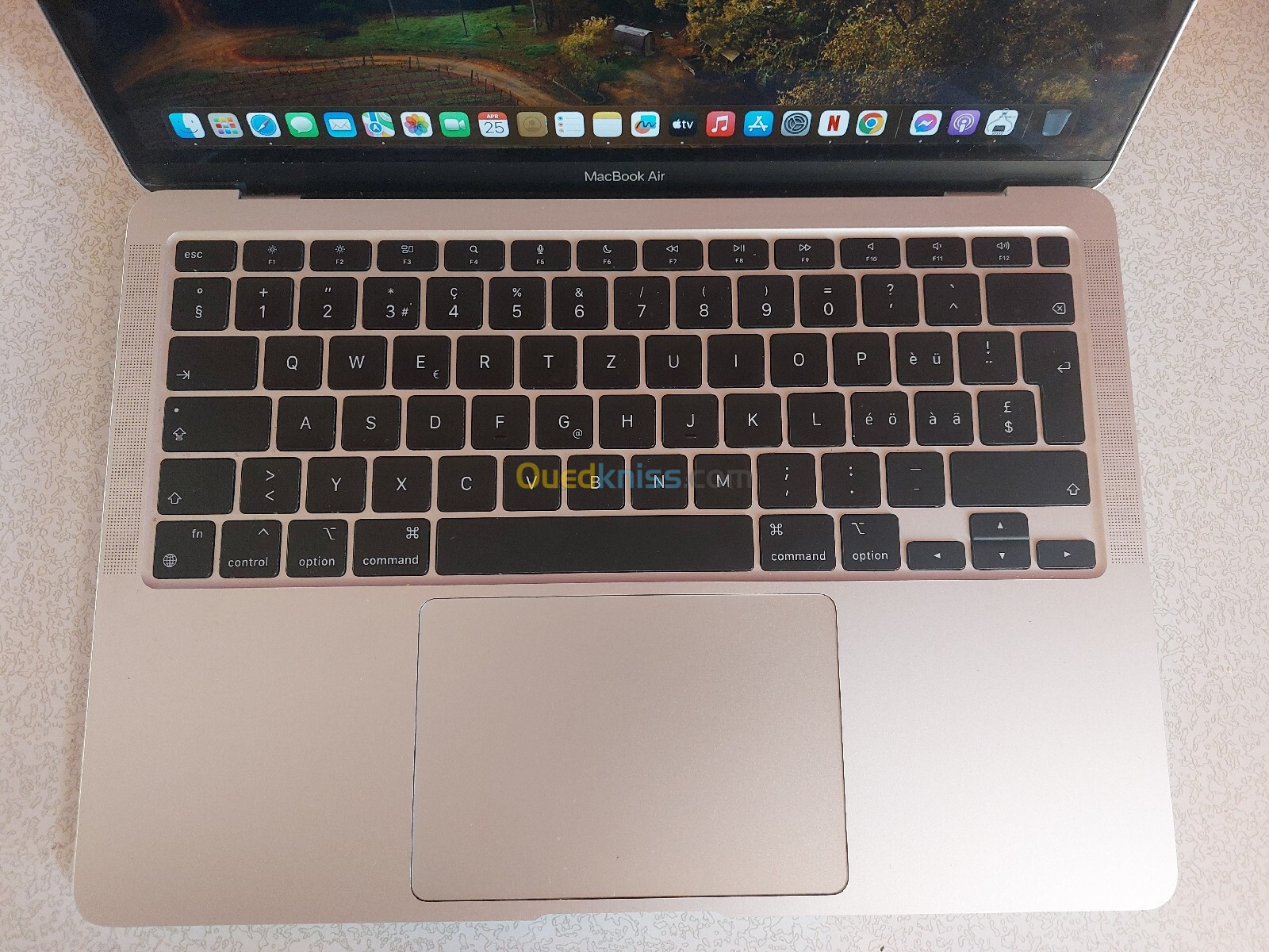 Macbook air m1  2020