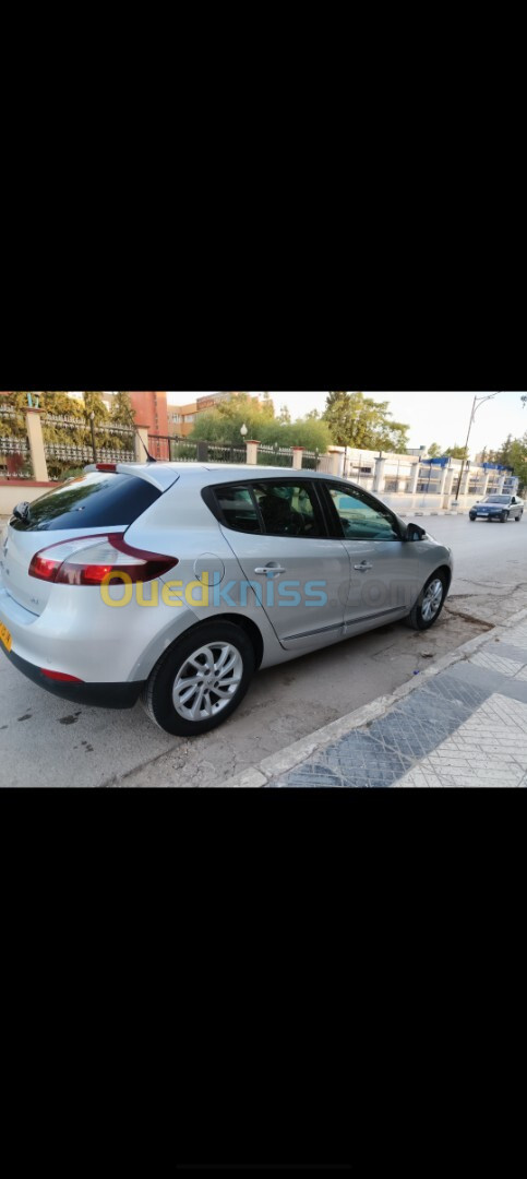 Renault Megane 3 2015 Bose