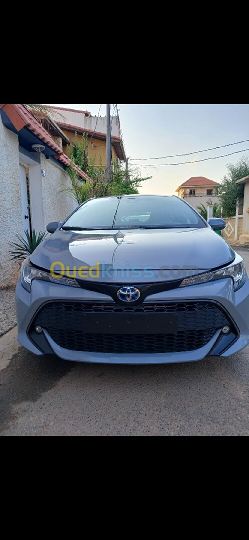 Toyota Corolla 2022 Dynamique navy