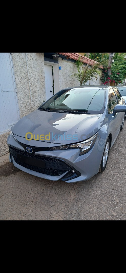 Toyota Corolla 2022 Dynamique navy