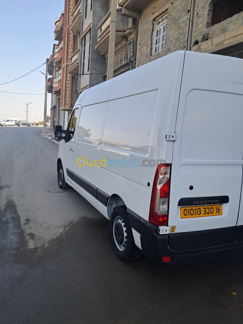 Renault Master 2020