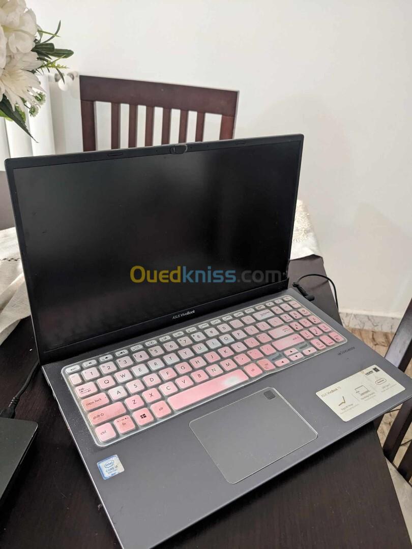 ASUS VivoBook 15