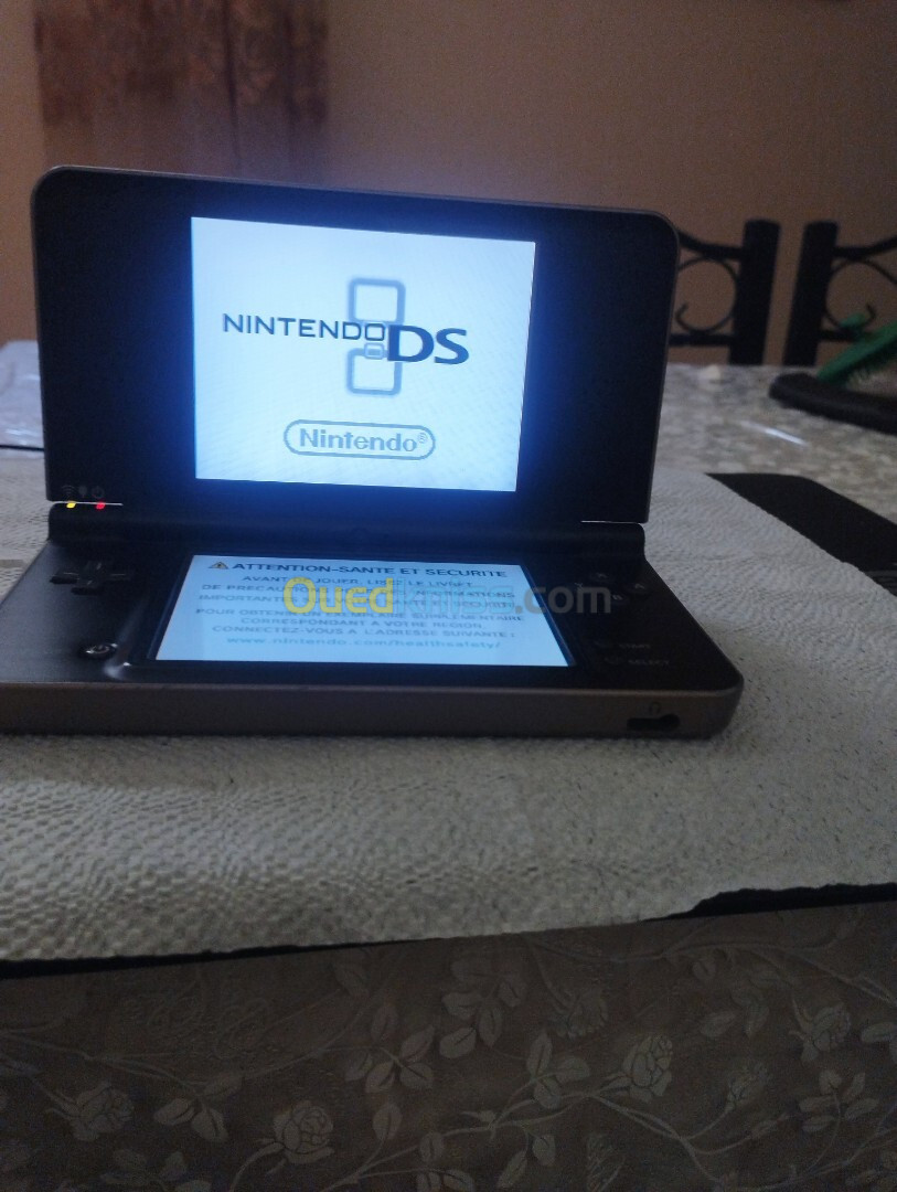 Nintendo DSI XL . Bon Prix