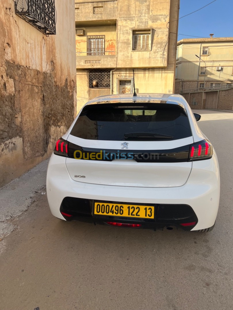 Peugeot 208 2022 Allure Facelift