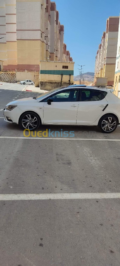 Seat Ibiza 2015 Black Line