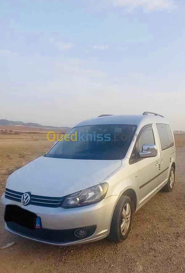 Volkswagen Caddy 2011 