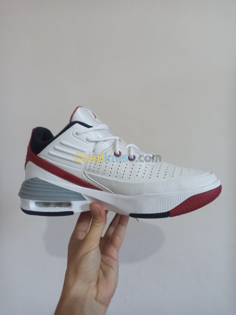 Jordan Max Aura 5 ORIGINAL 