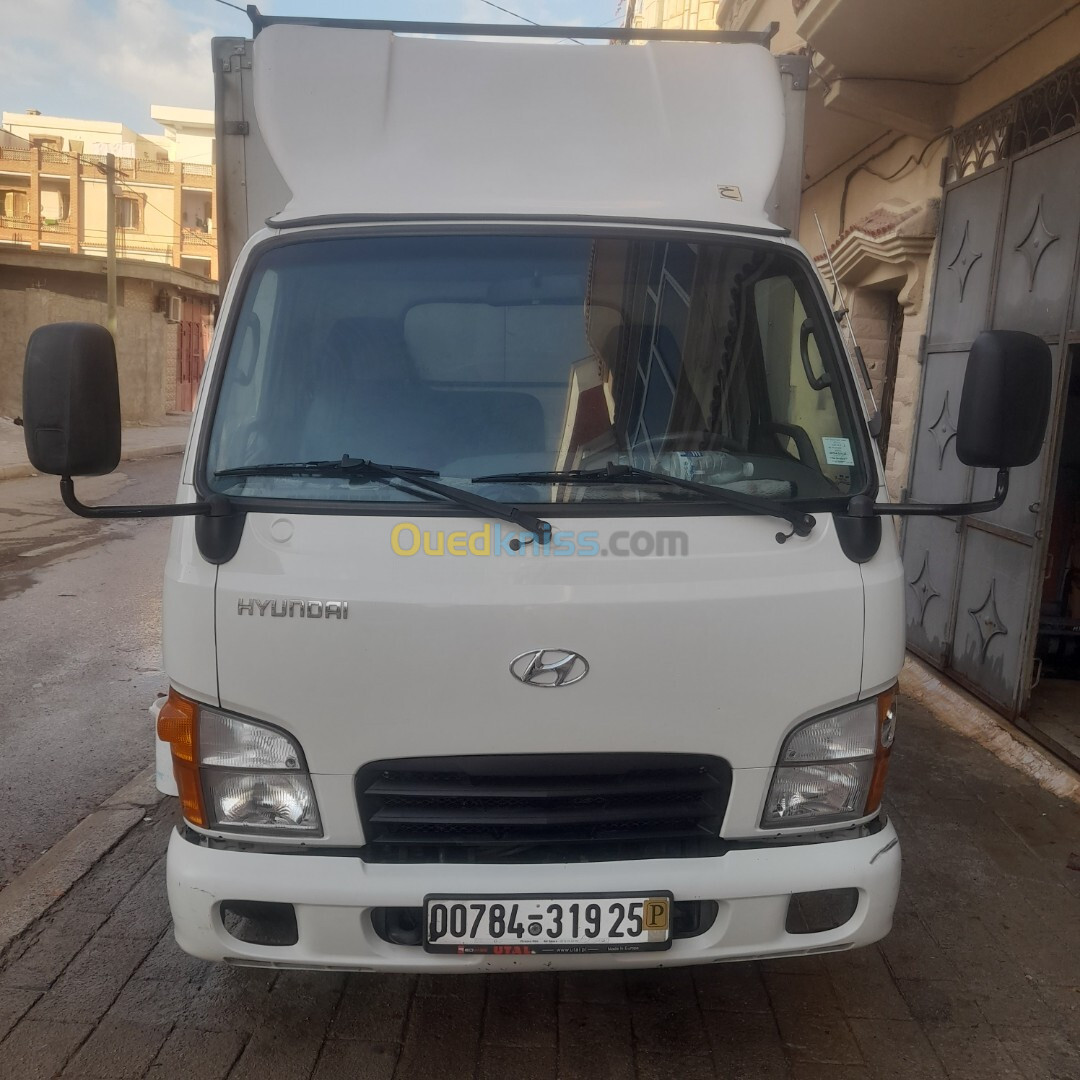 Hyundai HD35 2019