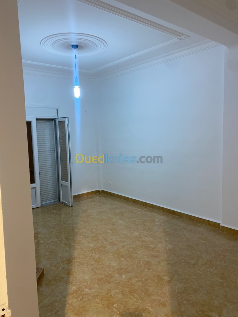 Location Appartement F4 Alger Cheraga