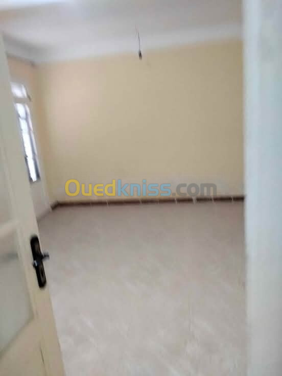 Vente Appartement F3 Jijel Kaous