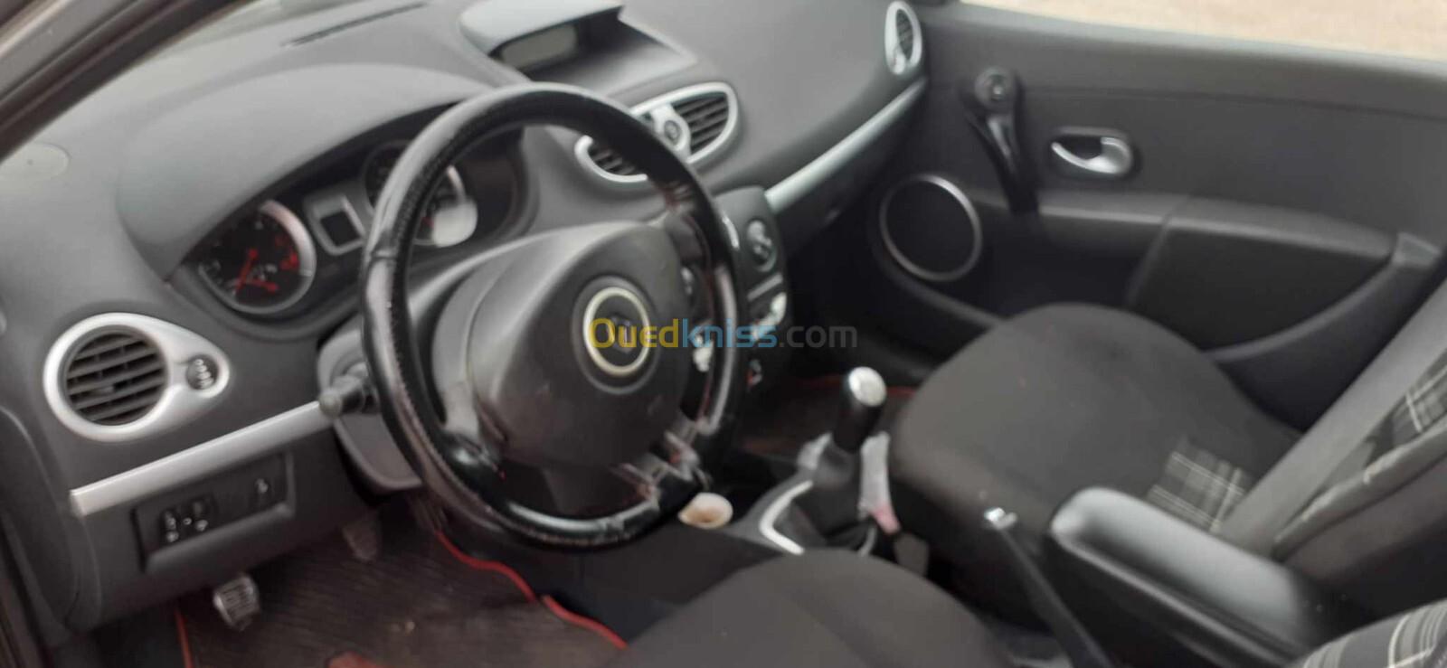 Renault Clio 3 2010 Exception