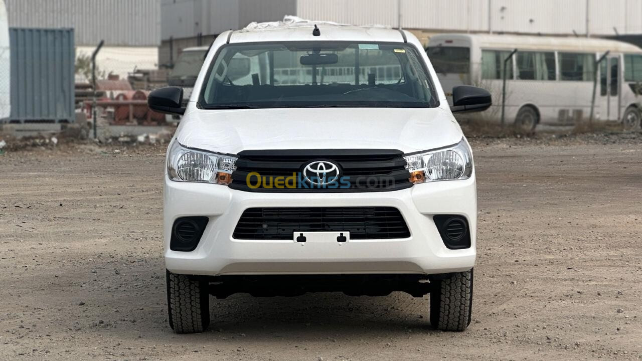 Toyota Hilux 2024 Slougya 4x4