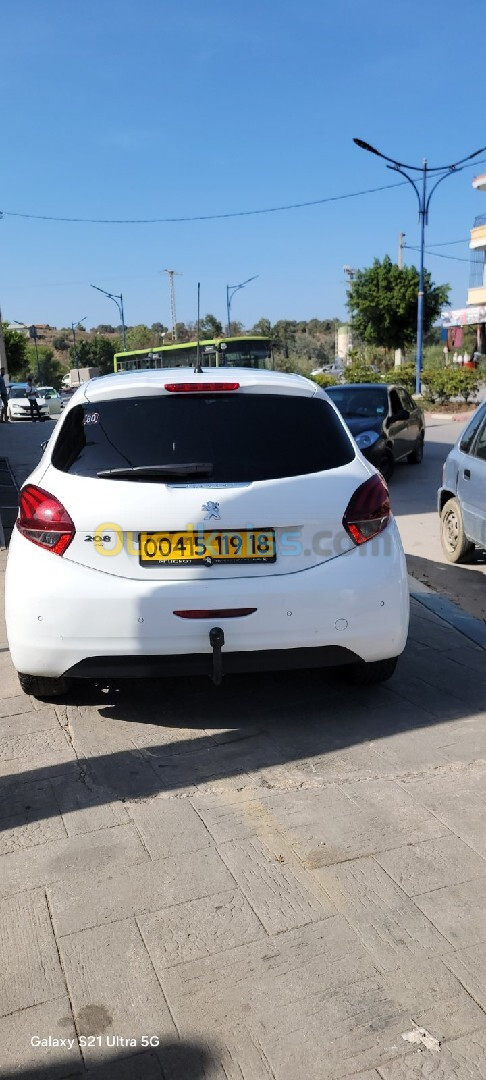 Peugeot 208 2019 Allure Facelift