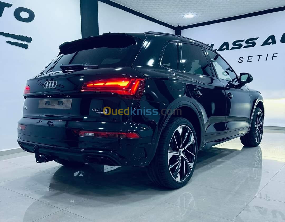 Audi Q5 2024 S LINE BLACK BLACK